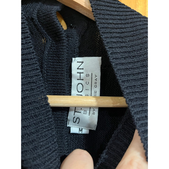 St. John Basics Classic Old Money Santana Knit Sweater Top Wool Blend Sz Medium - Picture 3 of 6